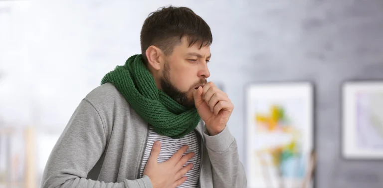 Suchy, męczący kaszel – co podać, żeby przyniosło ulgę?